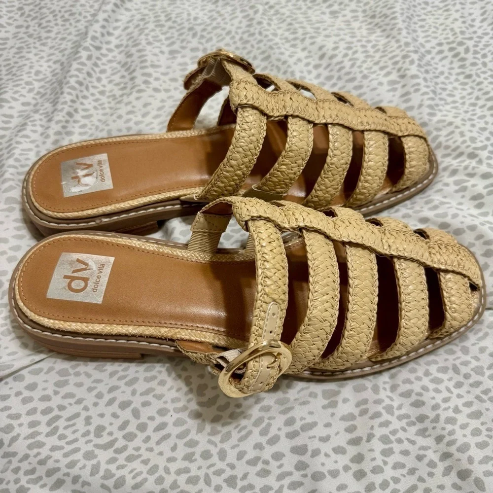 NWOT! Dolce Vita DV Falcun Woven Sandals Size 9.5